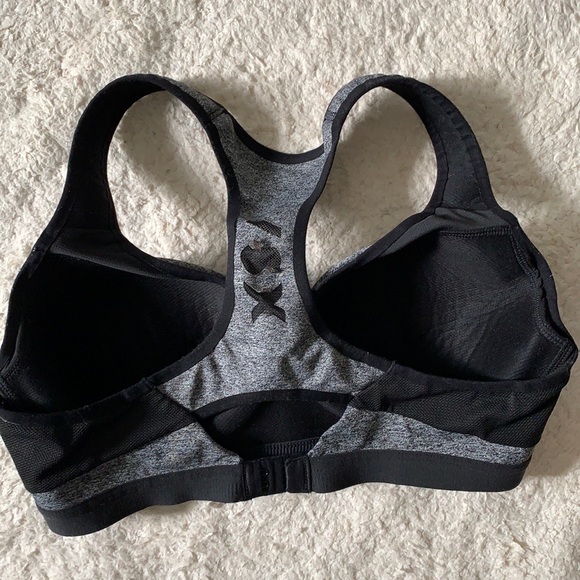 Victoria’s Secret Sports Bra - Picture 3 of 3